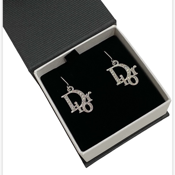 SOLD 🎉 VINTAGE DIOR Silver Dangle Earrings Oblique Swarovski Rhinestones - Picture 2 of 6